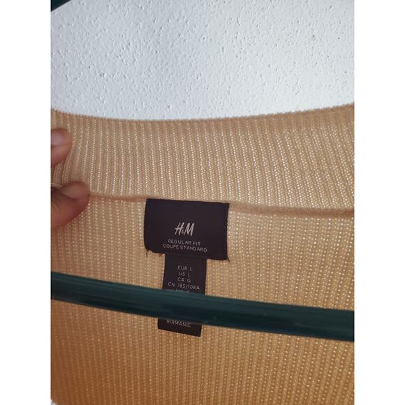 H & M  Mens Large V-Neck sleeveless Vest Cream preppy - Picture 3 of 5